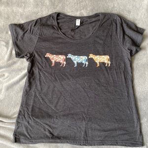 NWOT Womens Size 1X Tshirts Cows